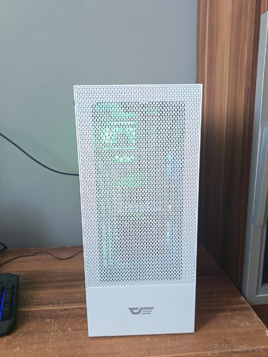 Stolní počítač pro hraní - 3