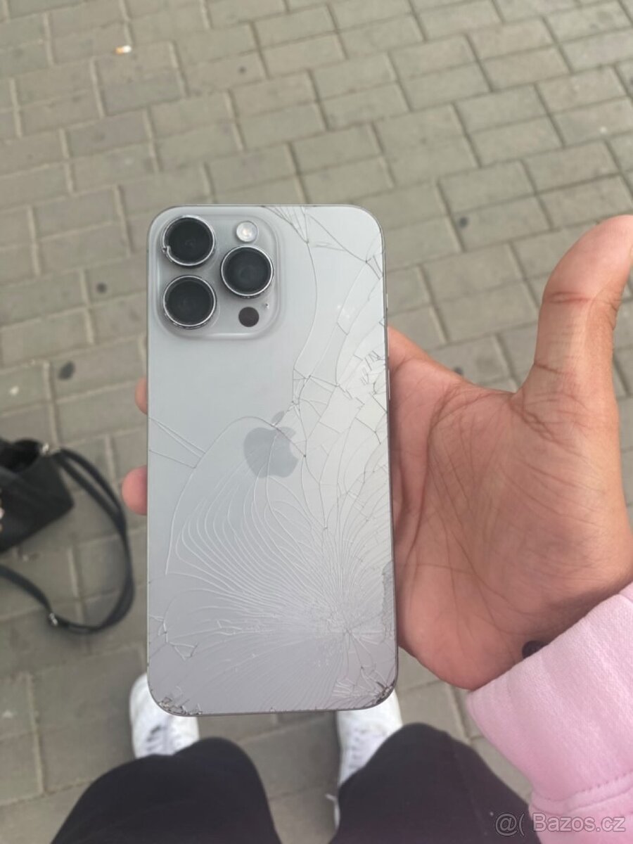 📱 iPhone 15 Pro Max 512 GB - 3