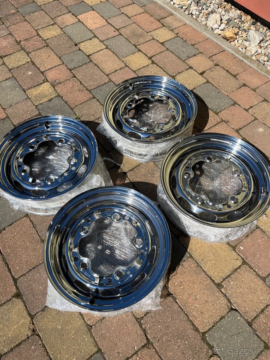 Kola VW brouk R15 5x205