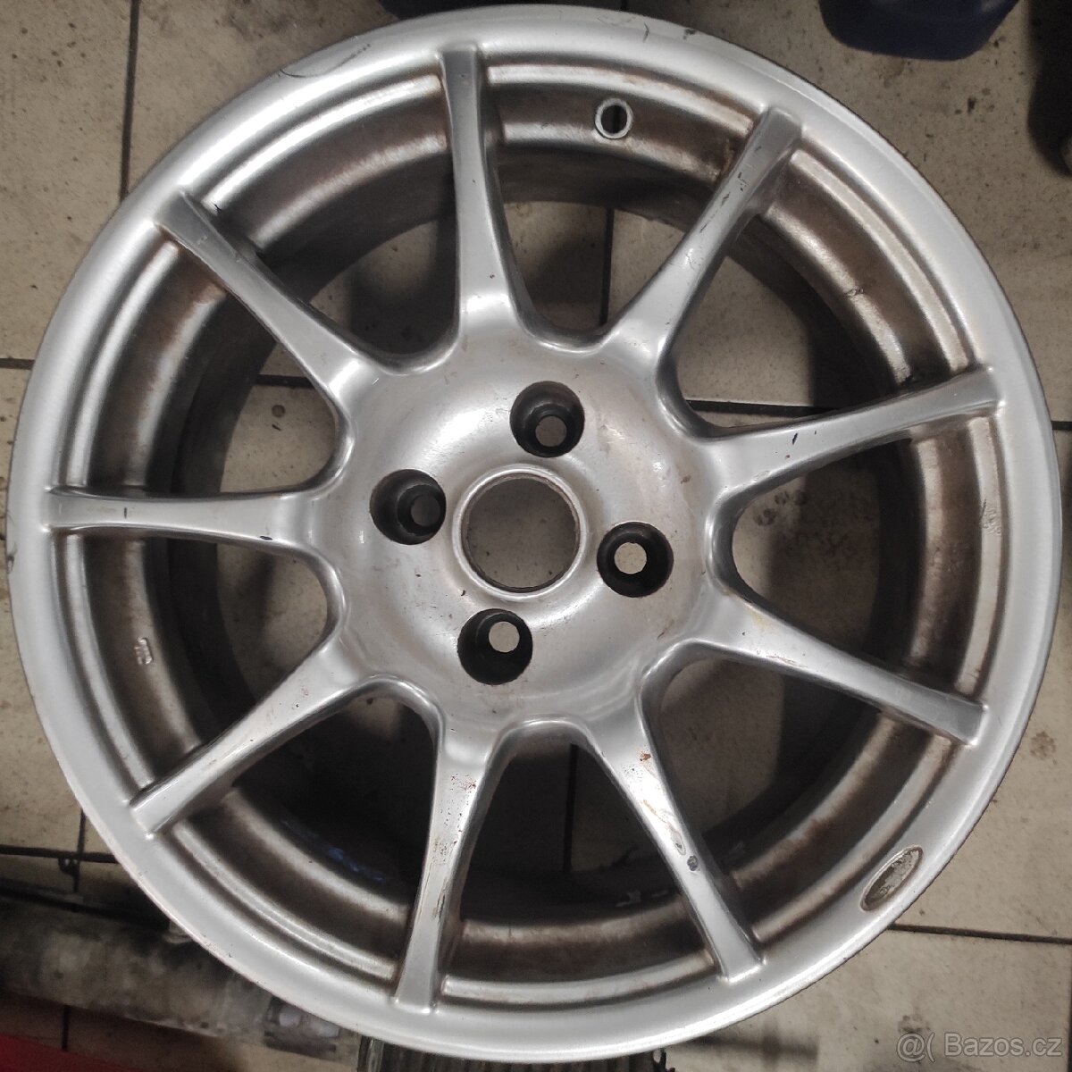 R16 4x100 - 3