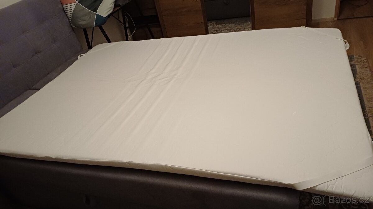 Postel 140× 206 s úložným prostorem - 3