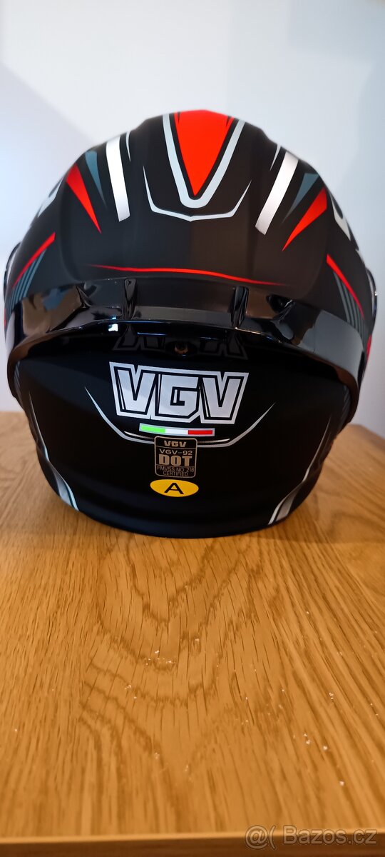 Nová nepoužitá helma - 3