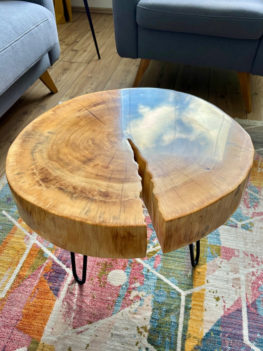 NOVÉ / Konferenční stolek z masivu - 3