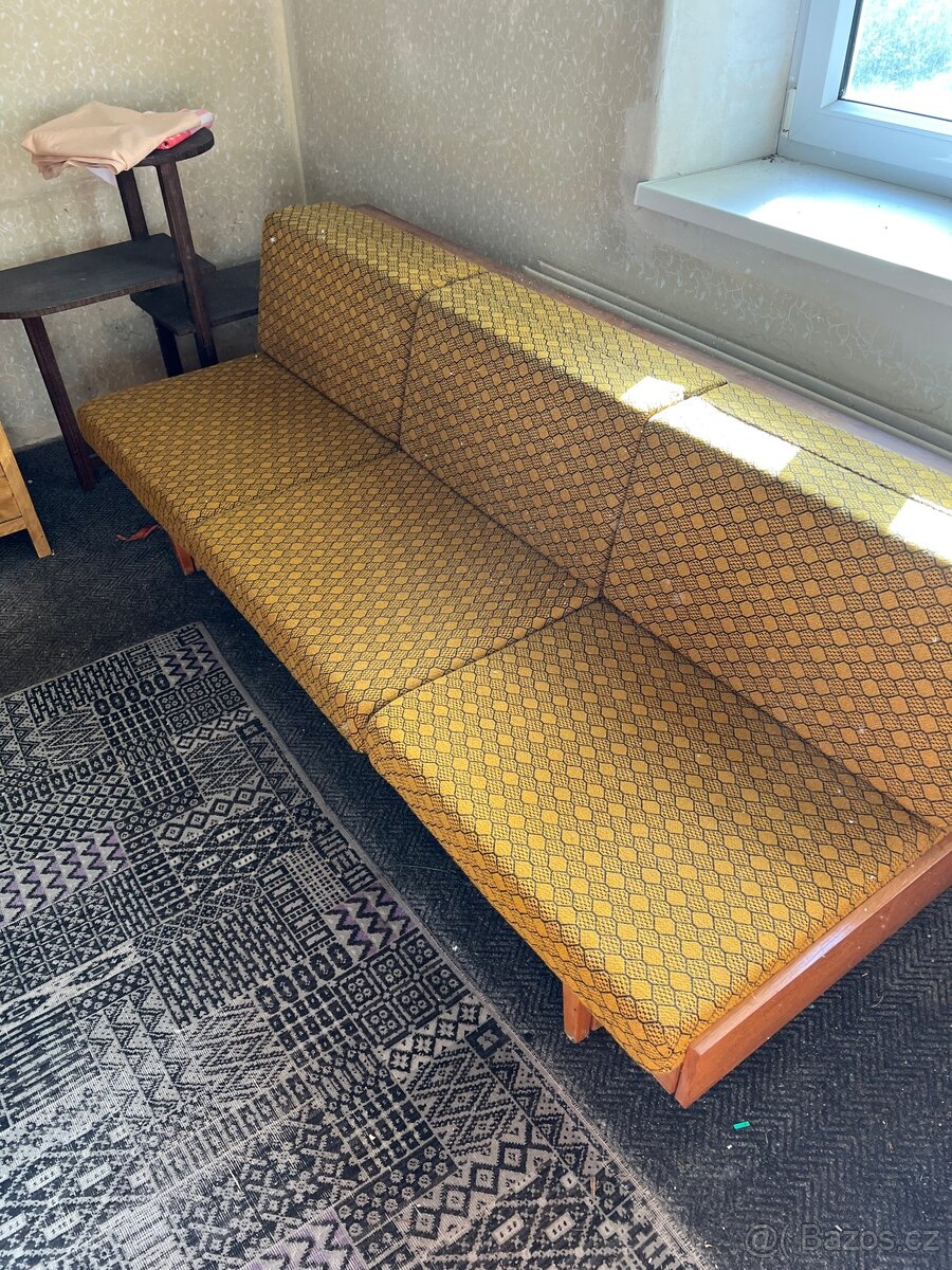 Rozkládací pohovka - 3