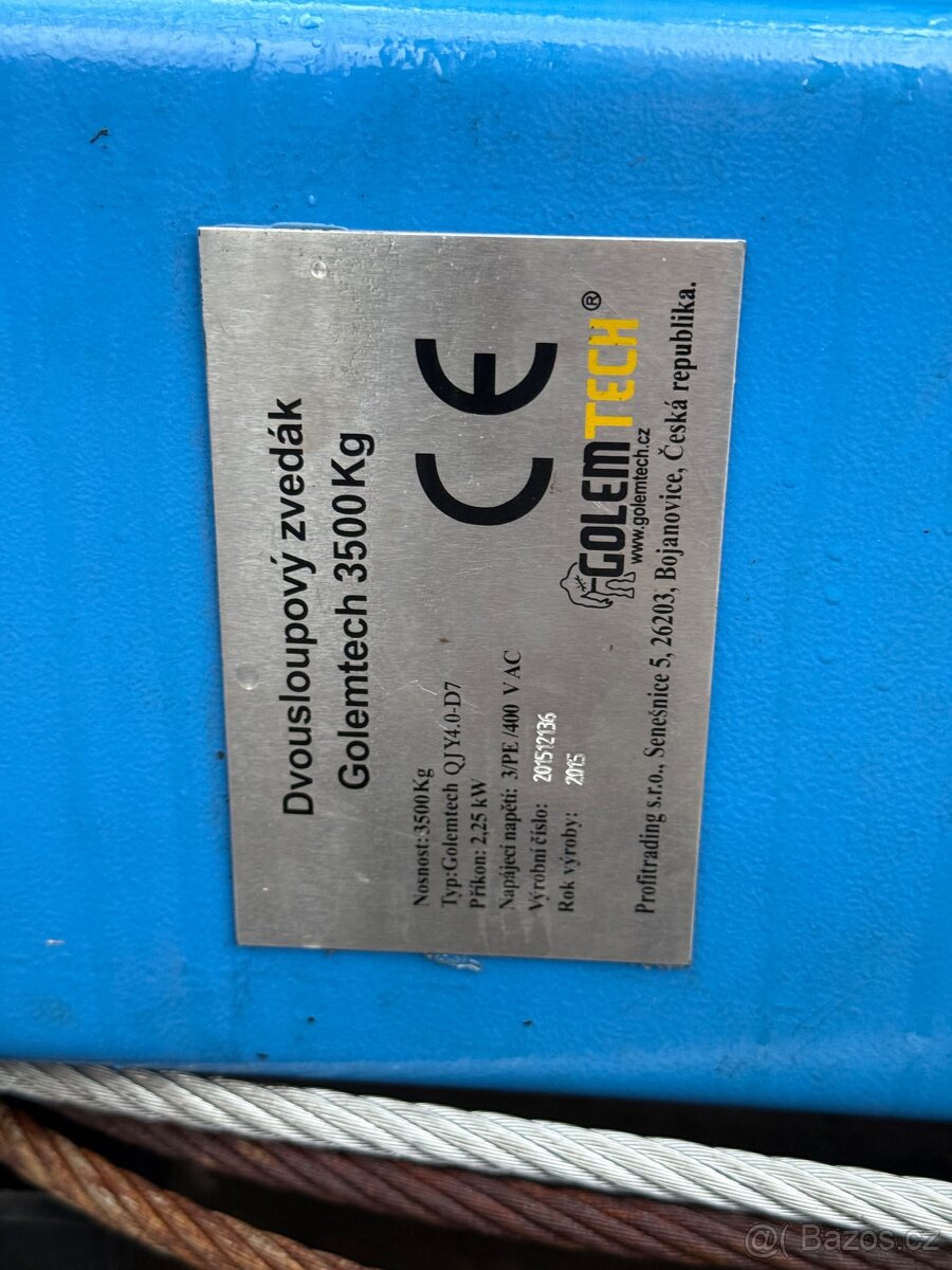 Dvousloupový zvedák golemtech 3,5t poloautomat. - 3