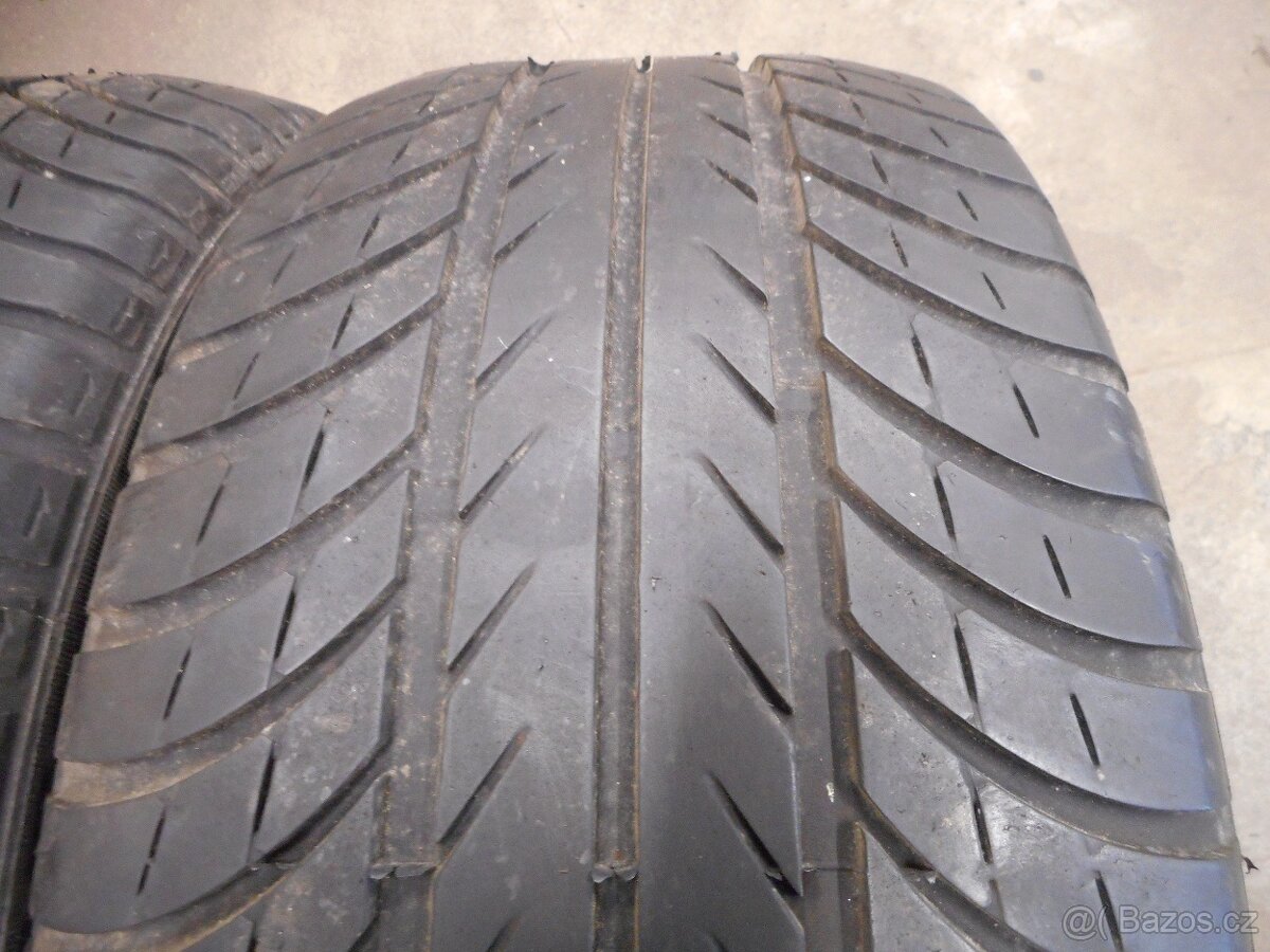 225/50R16 - 3