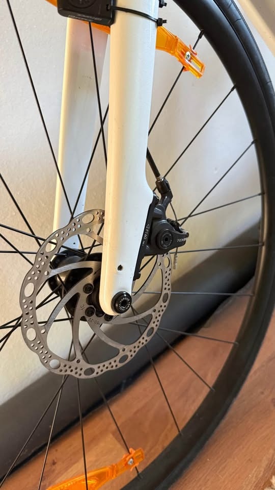 Trek Domane 3 + trenážer - 3