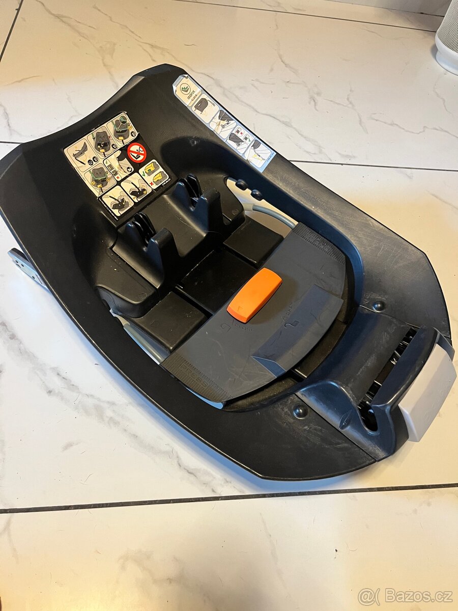 Cybex Aton 5 + základna - 3