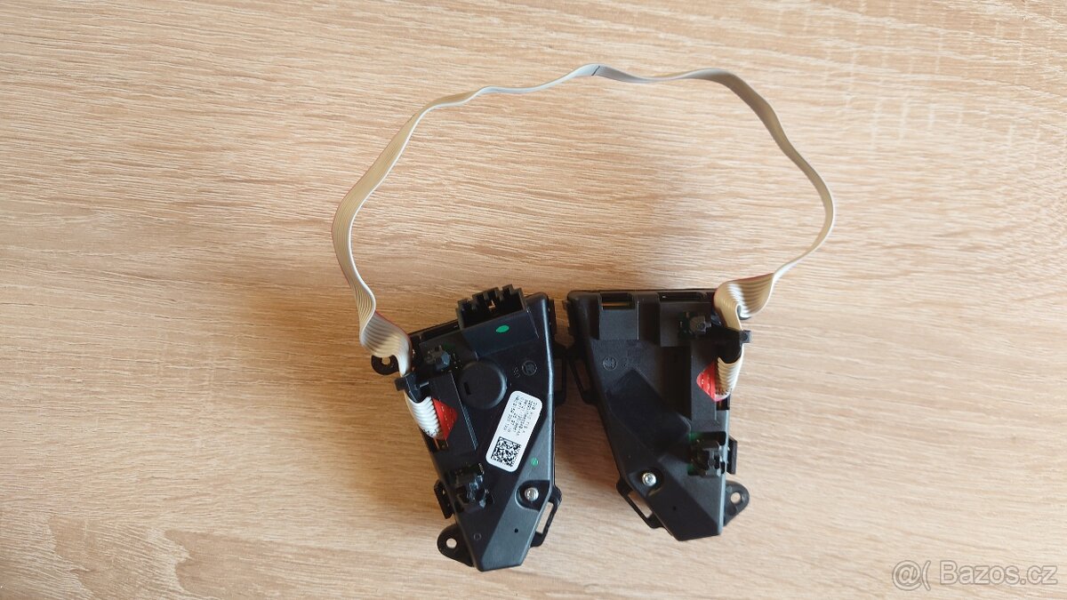 Ovládání multifunkčního volantu 3V0919719A - 3