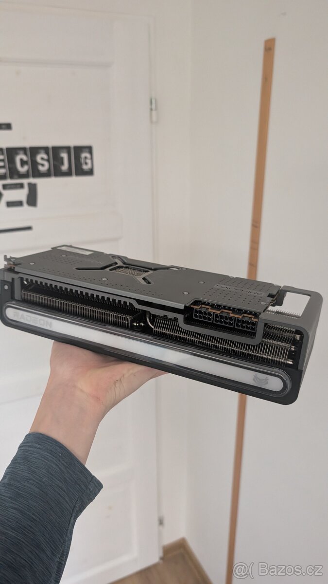 AMD Radeon RX 7900 XTX 24GB Sapphire Nitro+ - 3