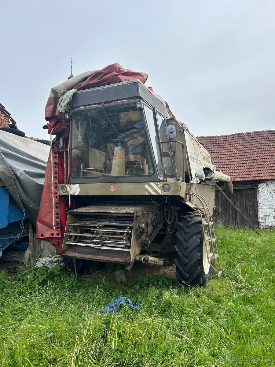 Prodám kombajn E512 - 3