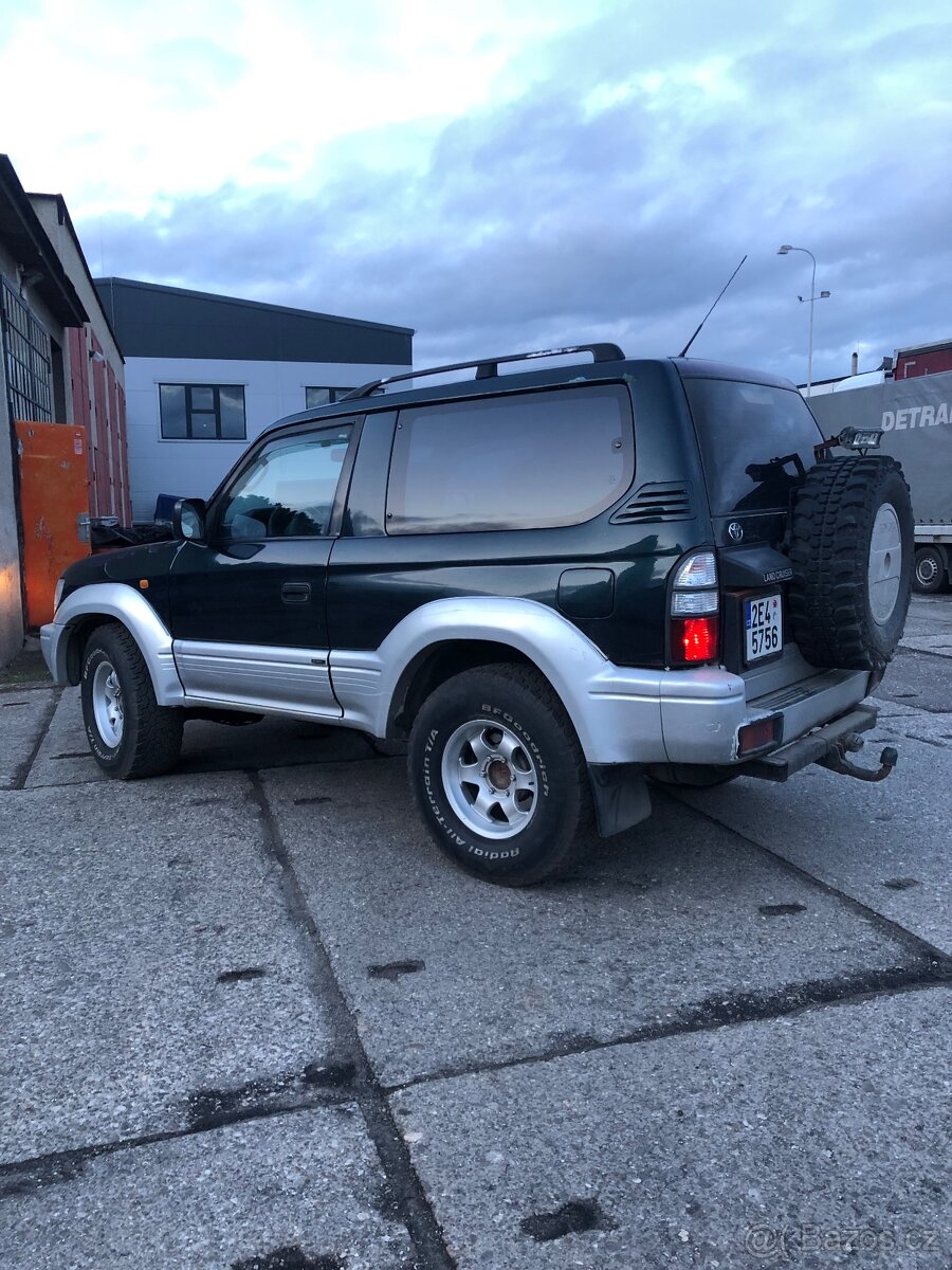 TOYOTA Land Cruiser LC 90