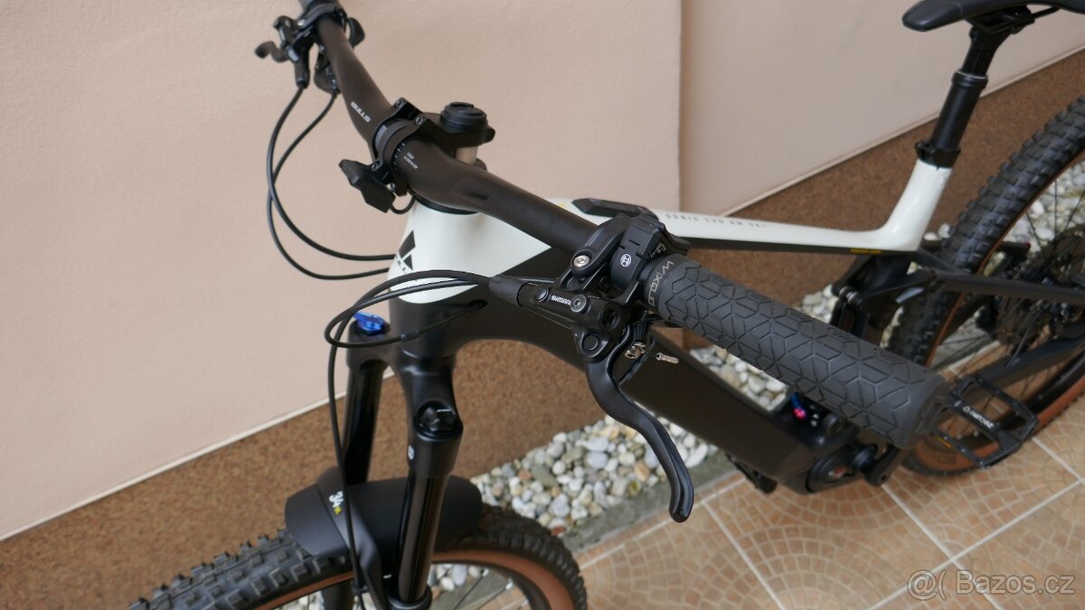 ELEKTRO CELOPERO Bulls Sonic EVO AM SX 1 UD Carbon//NOVÉ - 3