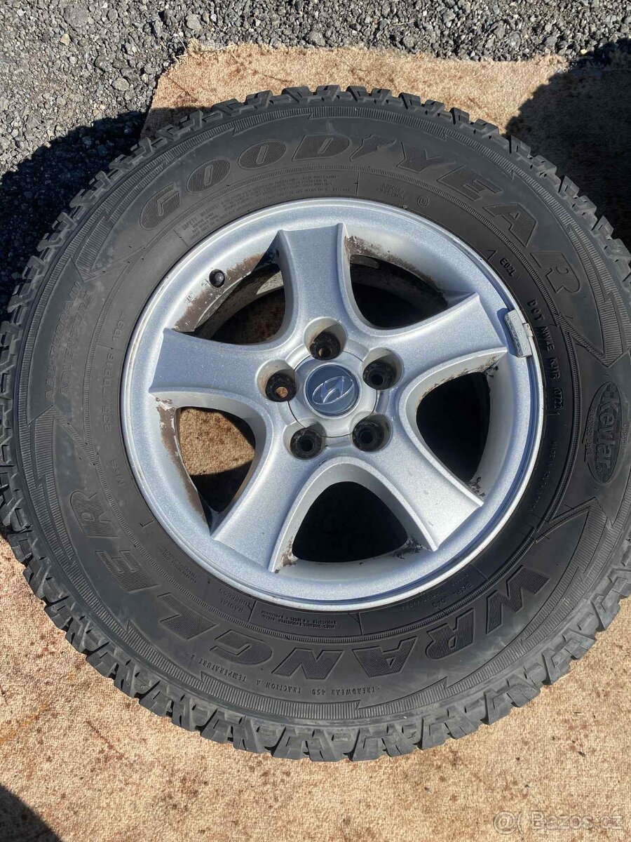 Prodám originální alu kola Hyundai Santa Fe 16" - 3