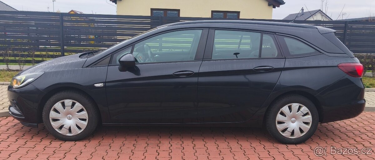 Opel Astra ST kombi 1.6 CDTi 100 kW - po servise za 40tis.Kč - 3