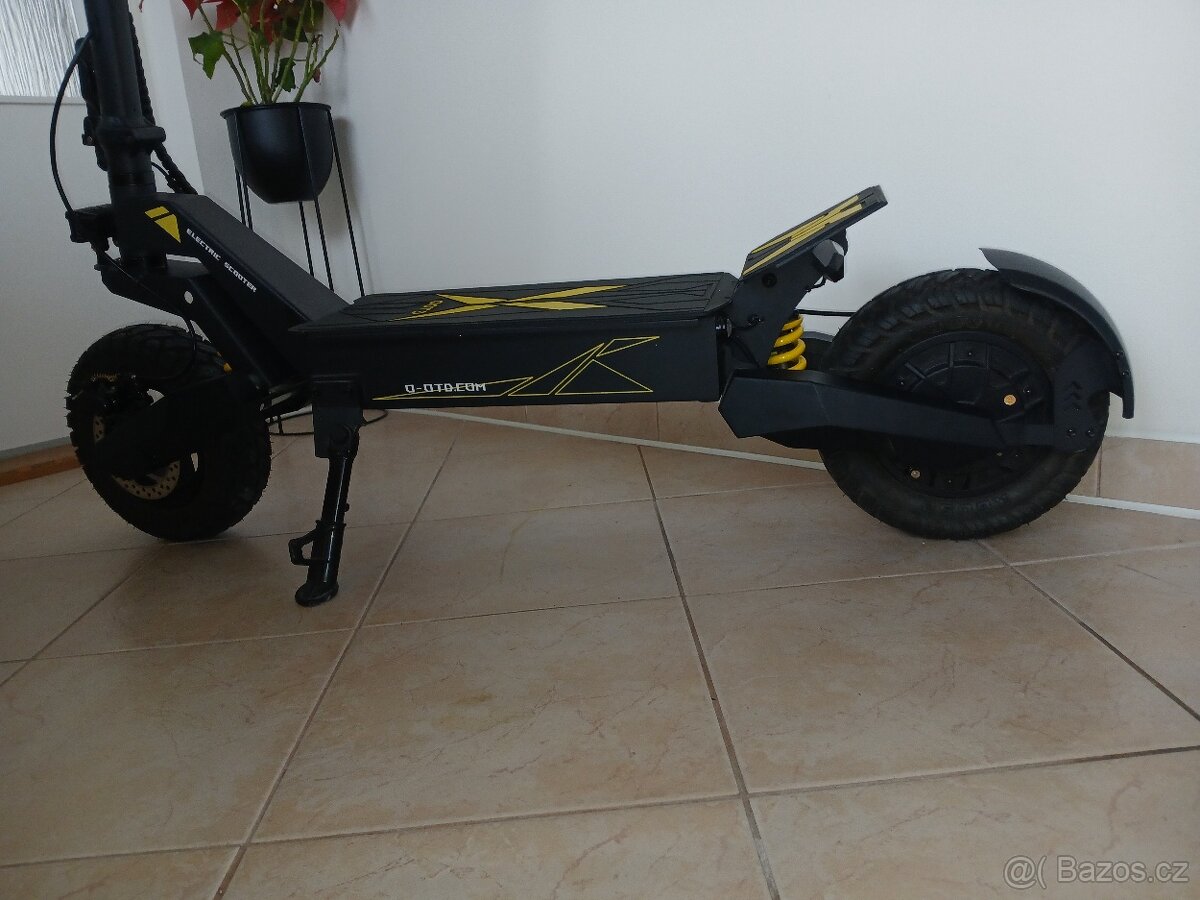 Elektrokoloběžka OOTD t10 - 3