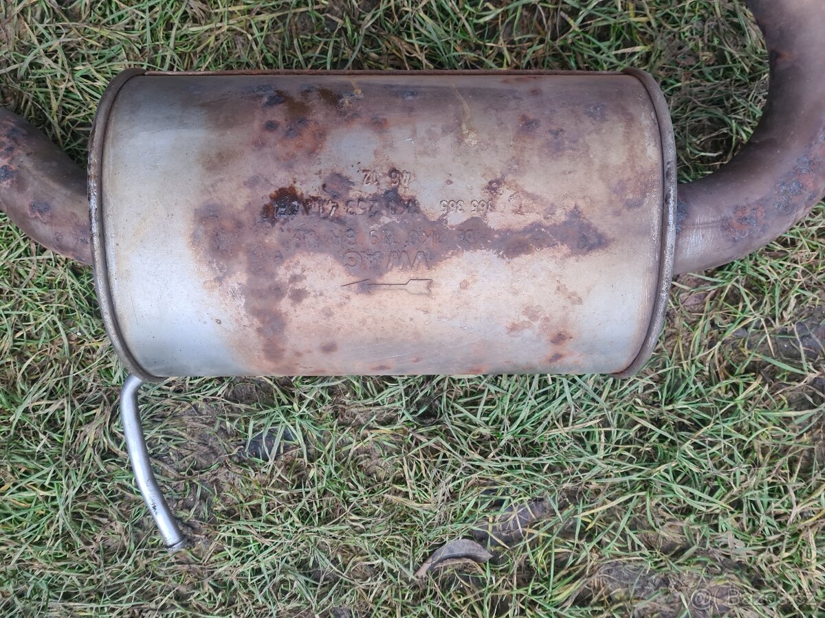 Prodám střední díl výfuku na Škoda Octavia 2.0 TDI rok 2005 - 3