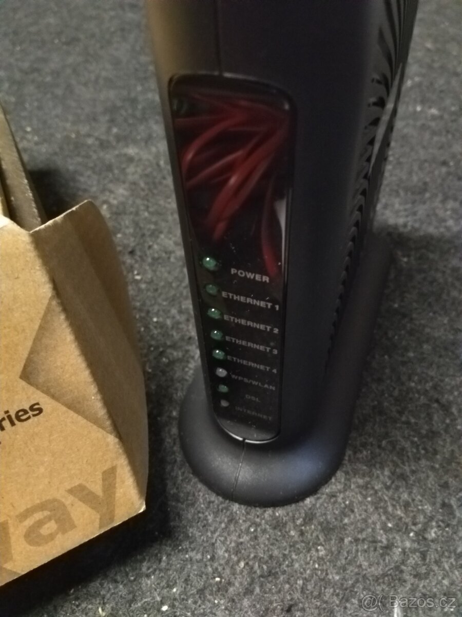 Wi-Fi Router - Zyxel - 3