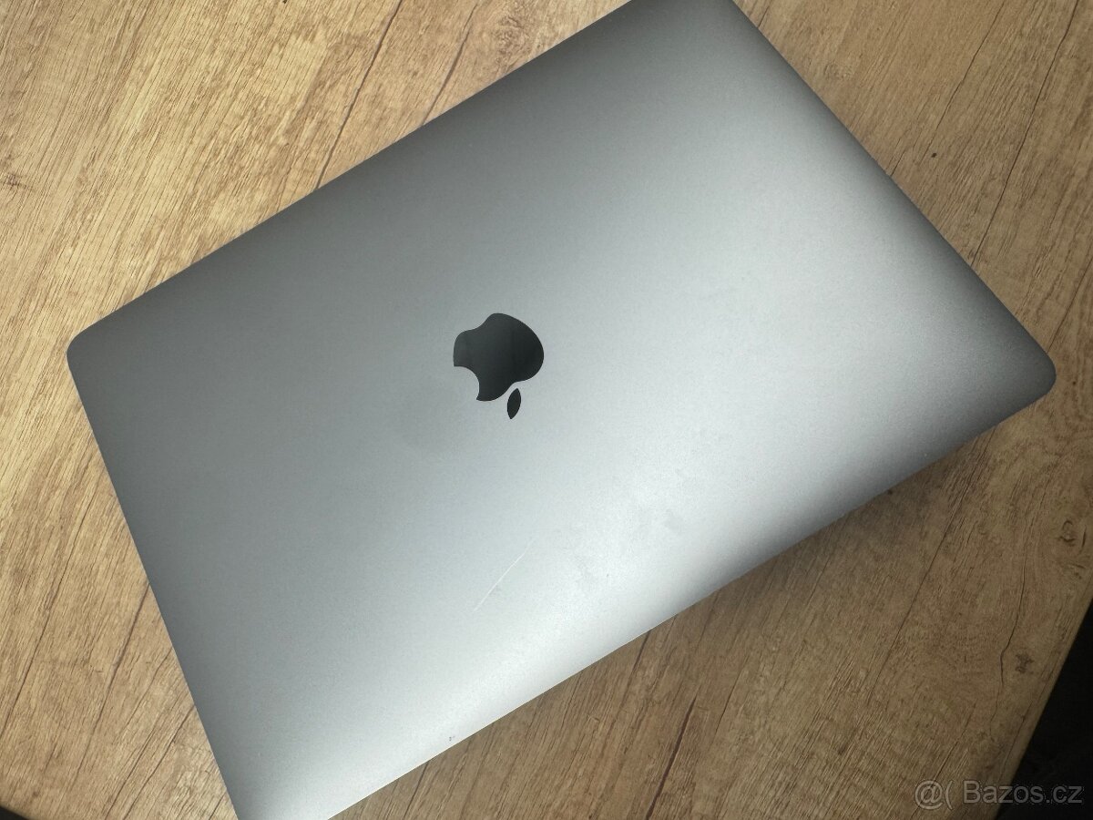 MacBook Pro 13” M1 (2020) / 8GB RAM / 512GB SSD - 3