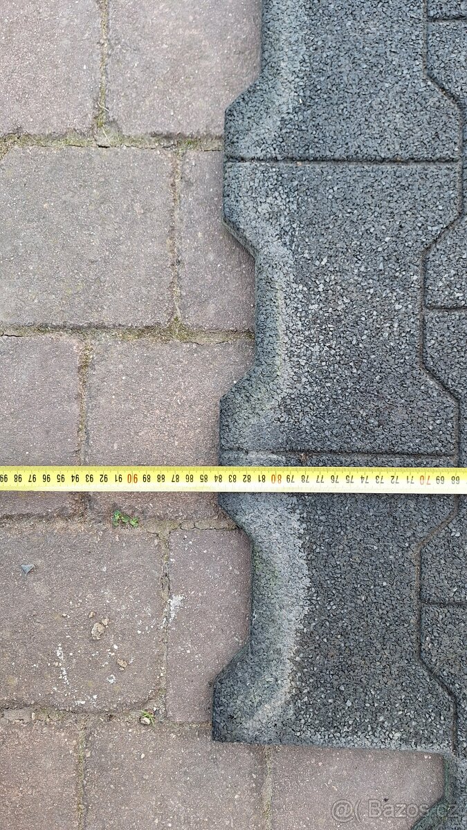 Gumová dlaždice 84x80x2 cm - 3