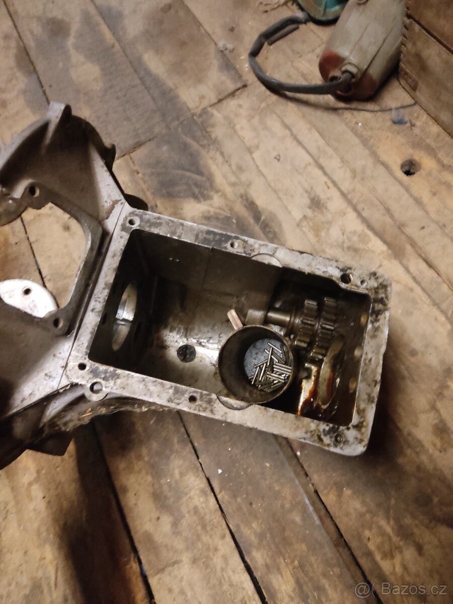 Obal převodovky Spartak - 3