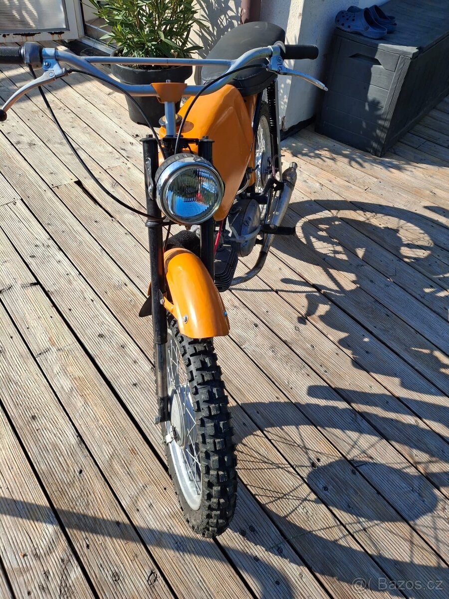 Jawa Mustang 23