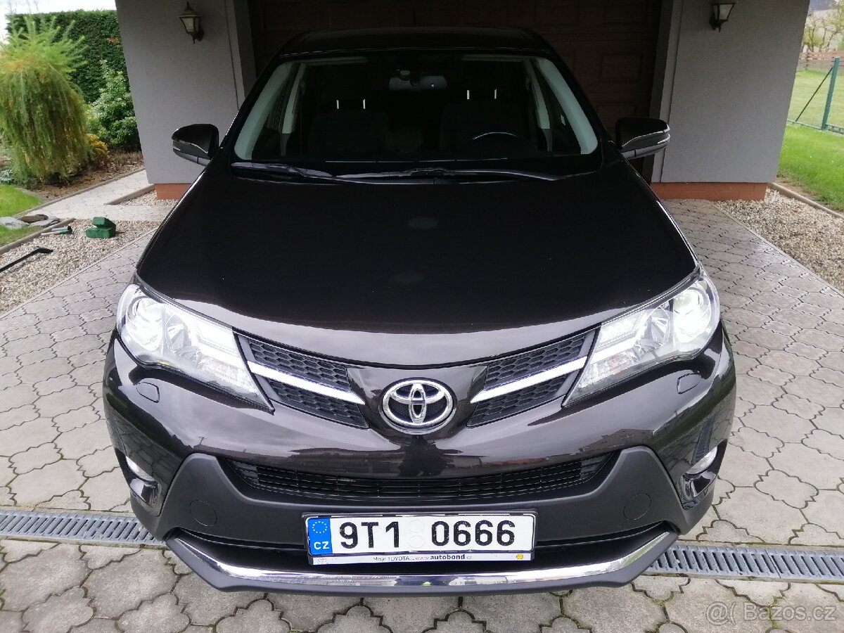 Toyota RAV4 - 3