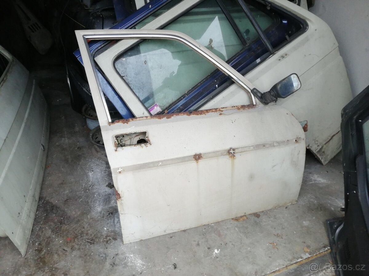 Lancia Beta Trevi dveře - 3