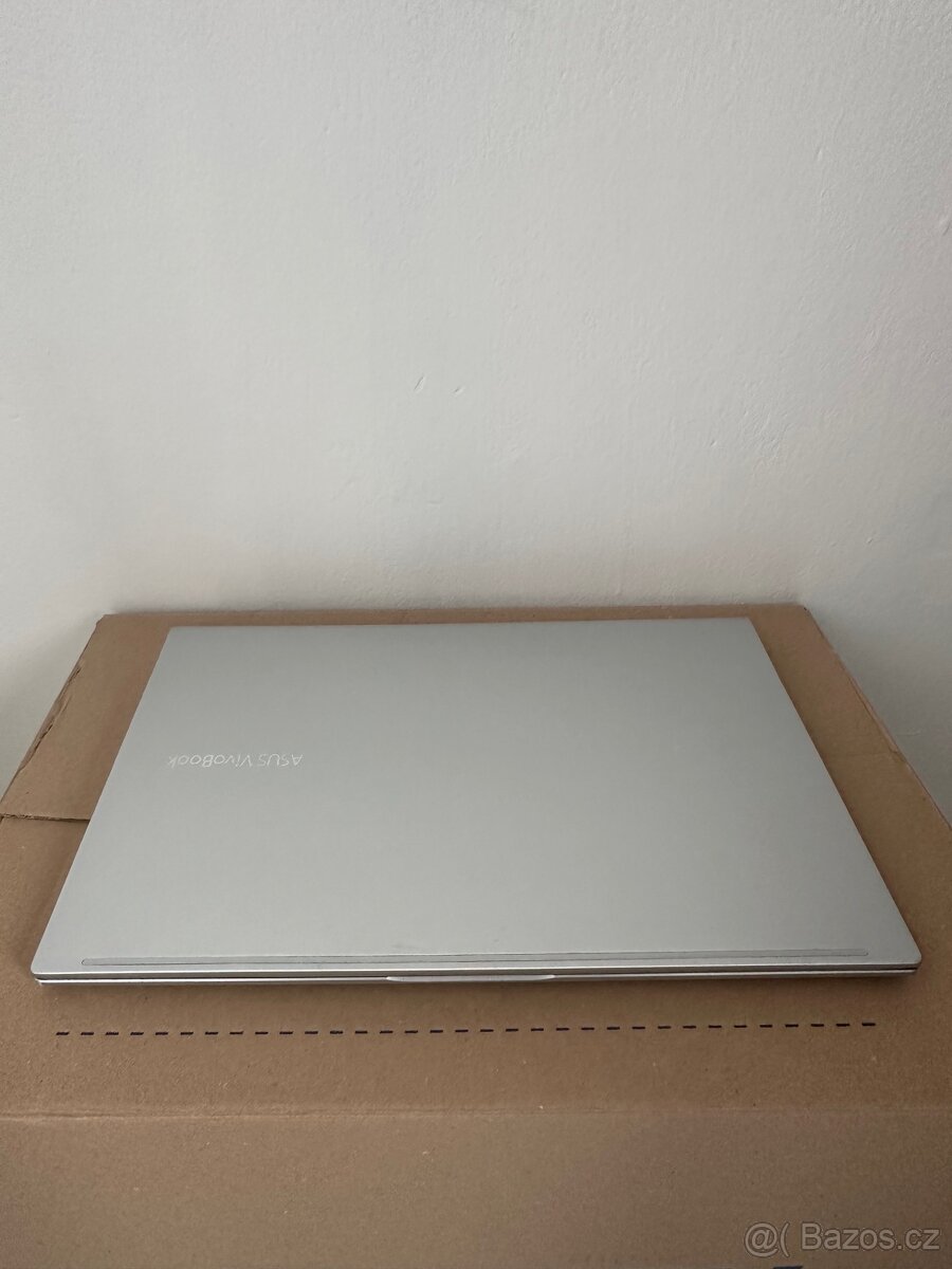 Asus Vivobook 15 - 3