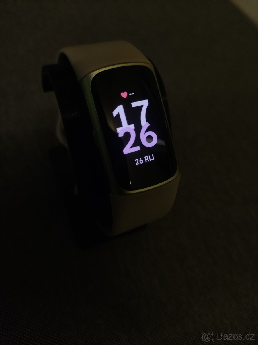 V ZÁRUCE - Chytrý fitness náramek Fitbit Charge 6 - 3