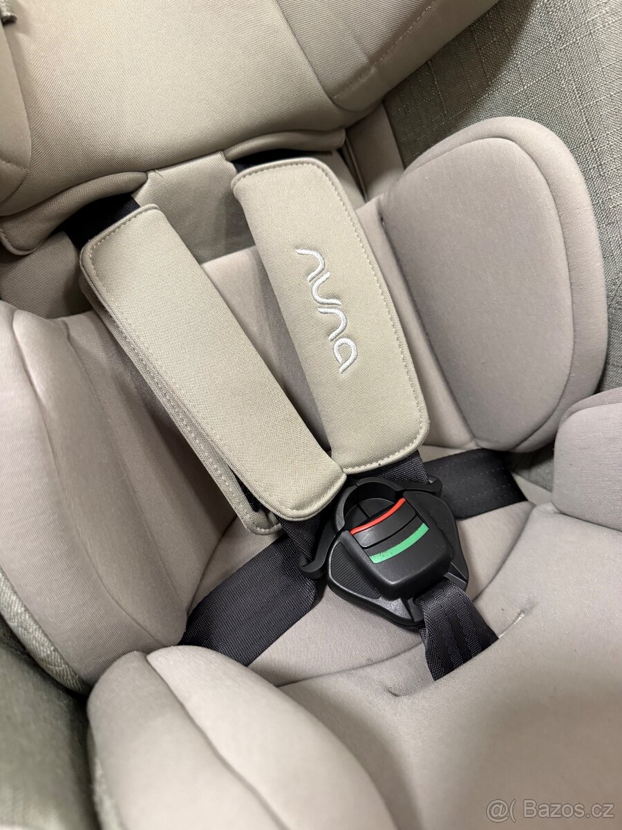 Otocna autosedacka Nuna told Next + baze - 3