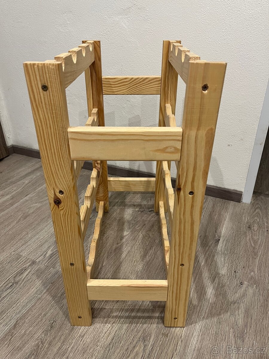 Vinotéka / stojan na lahve vína - 3