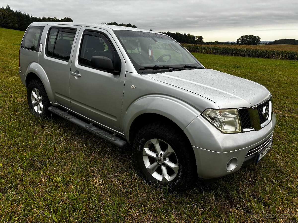 Nissan pathfinder - 3
