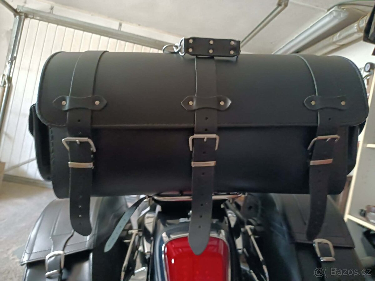 Suzuki VL800 Volusia - 3