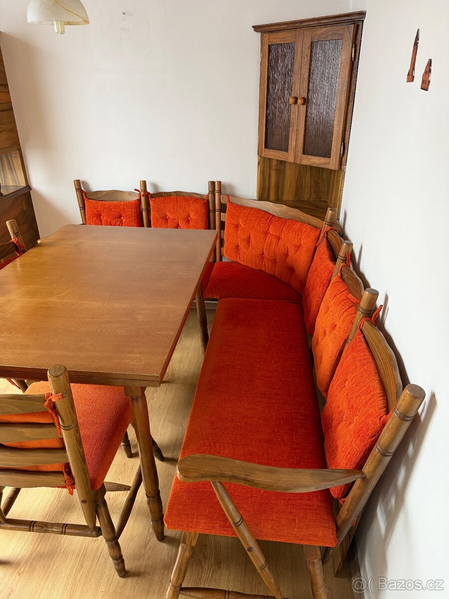Prodám jídelní kout - 3