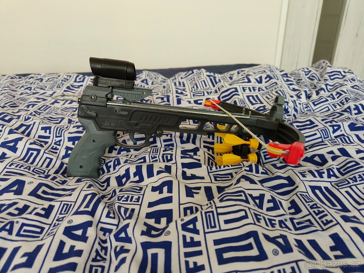 KUŠE S LASEROVÝM ZAMĚŘOVAČEM + KOTOUČ - 3