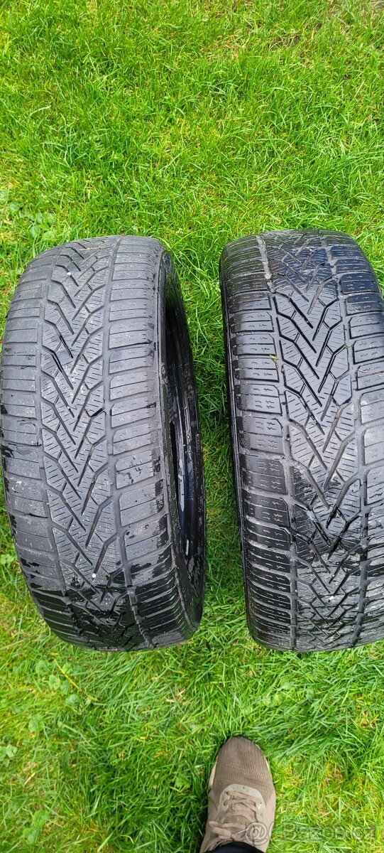 Zimní pneu 185/60/15 Semperit - 3