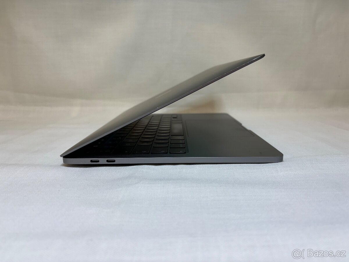13 APPLE MacBook Pro RETINA SSD 512 model 2020 Záruka - 3
