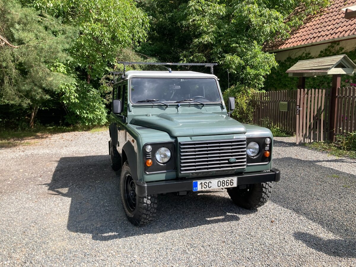 Land Rover DEFENDER 110 STW, r.v.2011