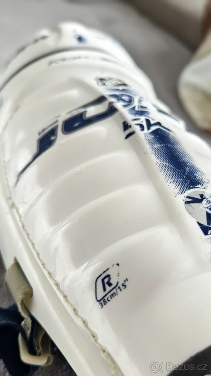 Hokejová výstroj - 3