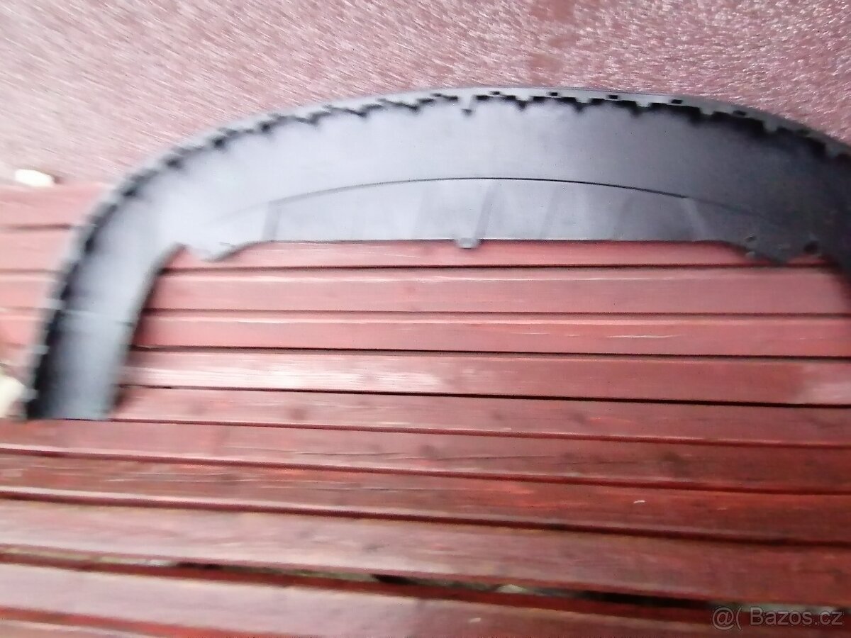 Volkswagen Passat b6 spojler - 3