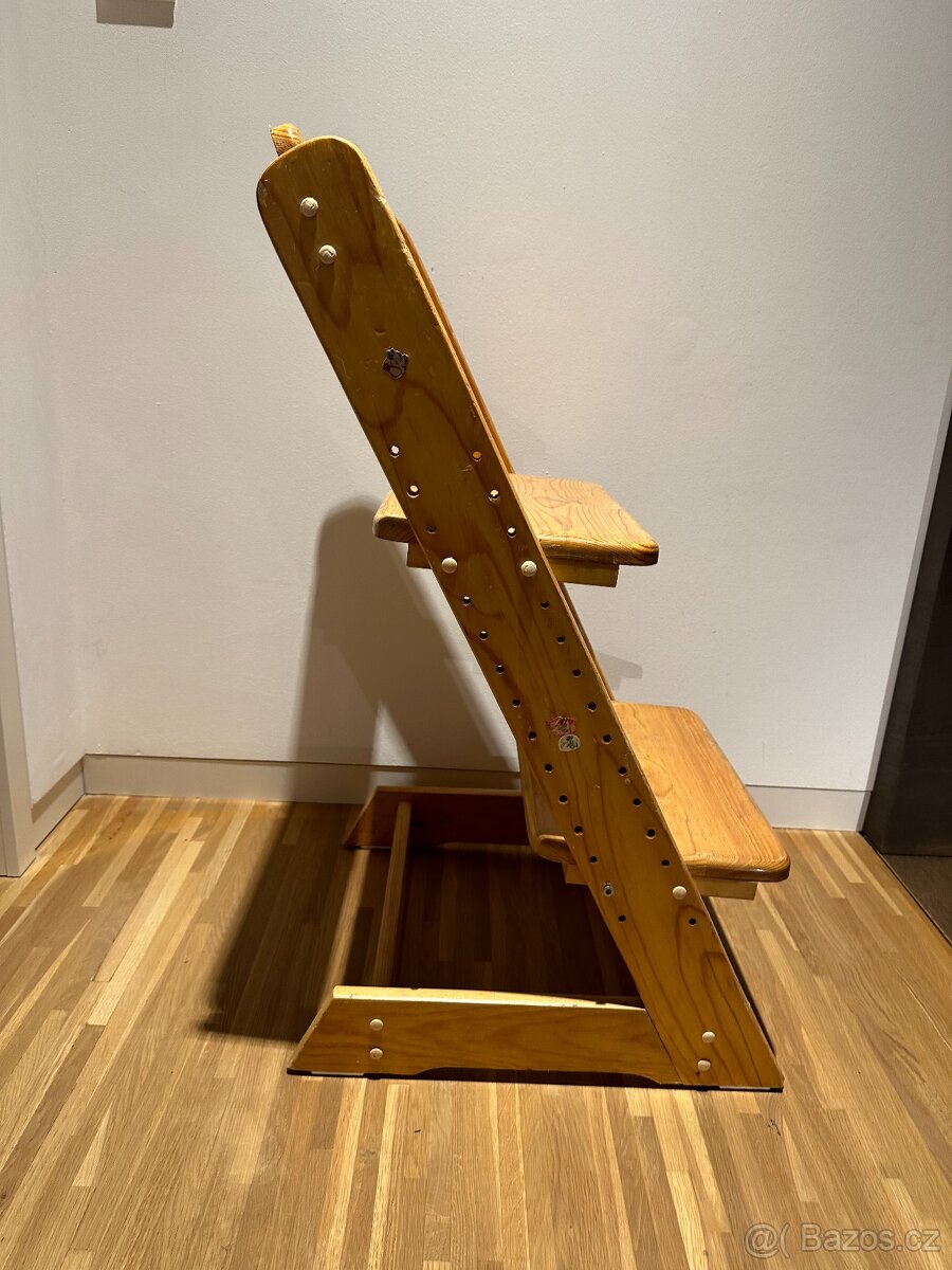 Jídelní židlička z masivu - 3