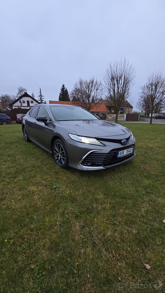 Prodám Toyota Camry Hybrit Executve - 3