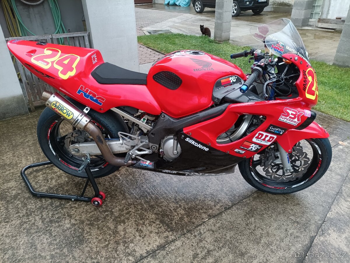 Okruhovka Honda CBR 600 f4 zimná cena - 3