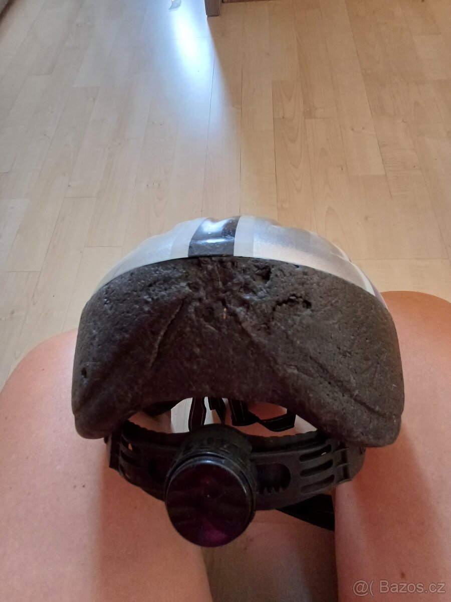 Cyklistická helma vel.52-57 - 3