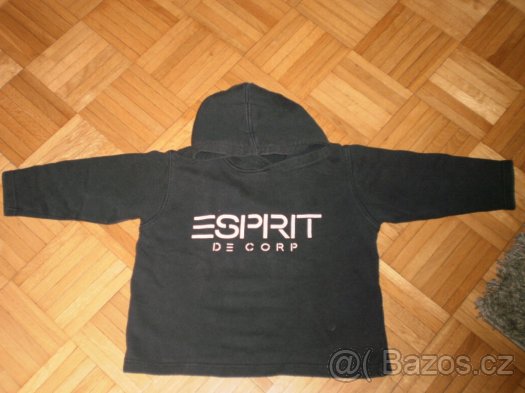 MIKINA S KAPUCÍ - 3