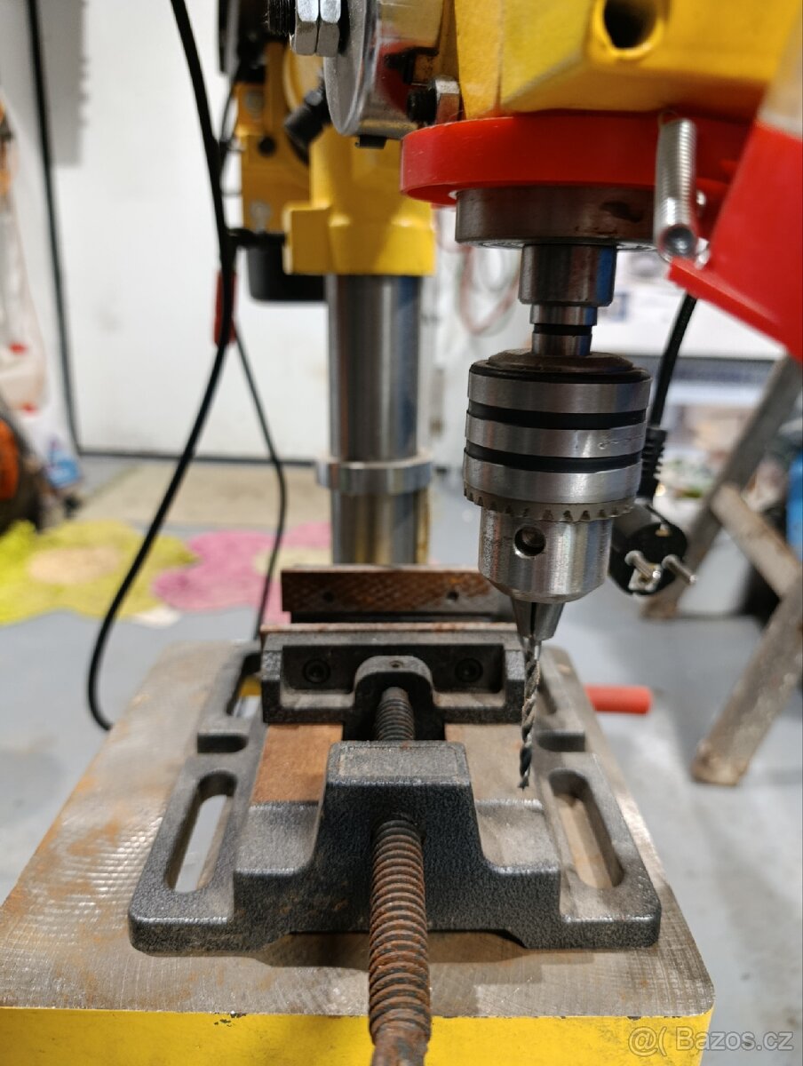 Stolní vrtačka zánovní - 3