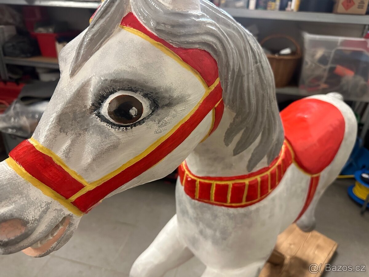 Sleva možná - Ručně malovaný, vyráběný kůň - 3