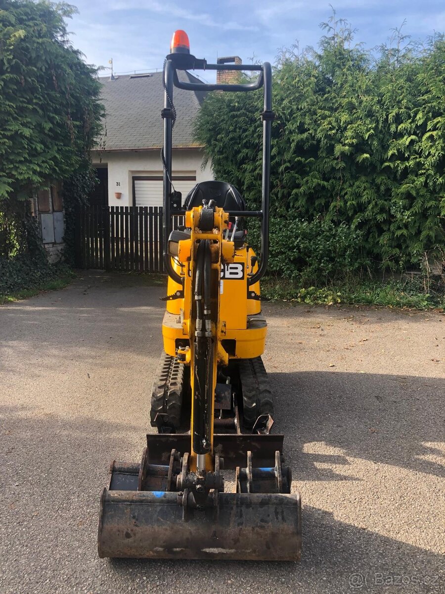 Minibagr JCB 8008CTS - 3