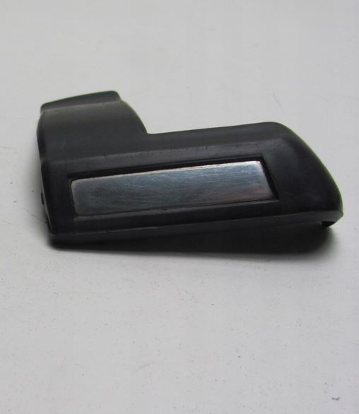 Mercedes W123 spodní lišty - 3